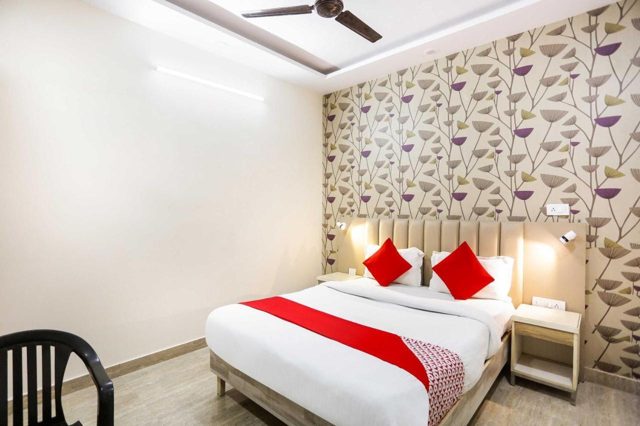 Hotel O Hotel Paradise Indraprastha Exterior photo