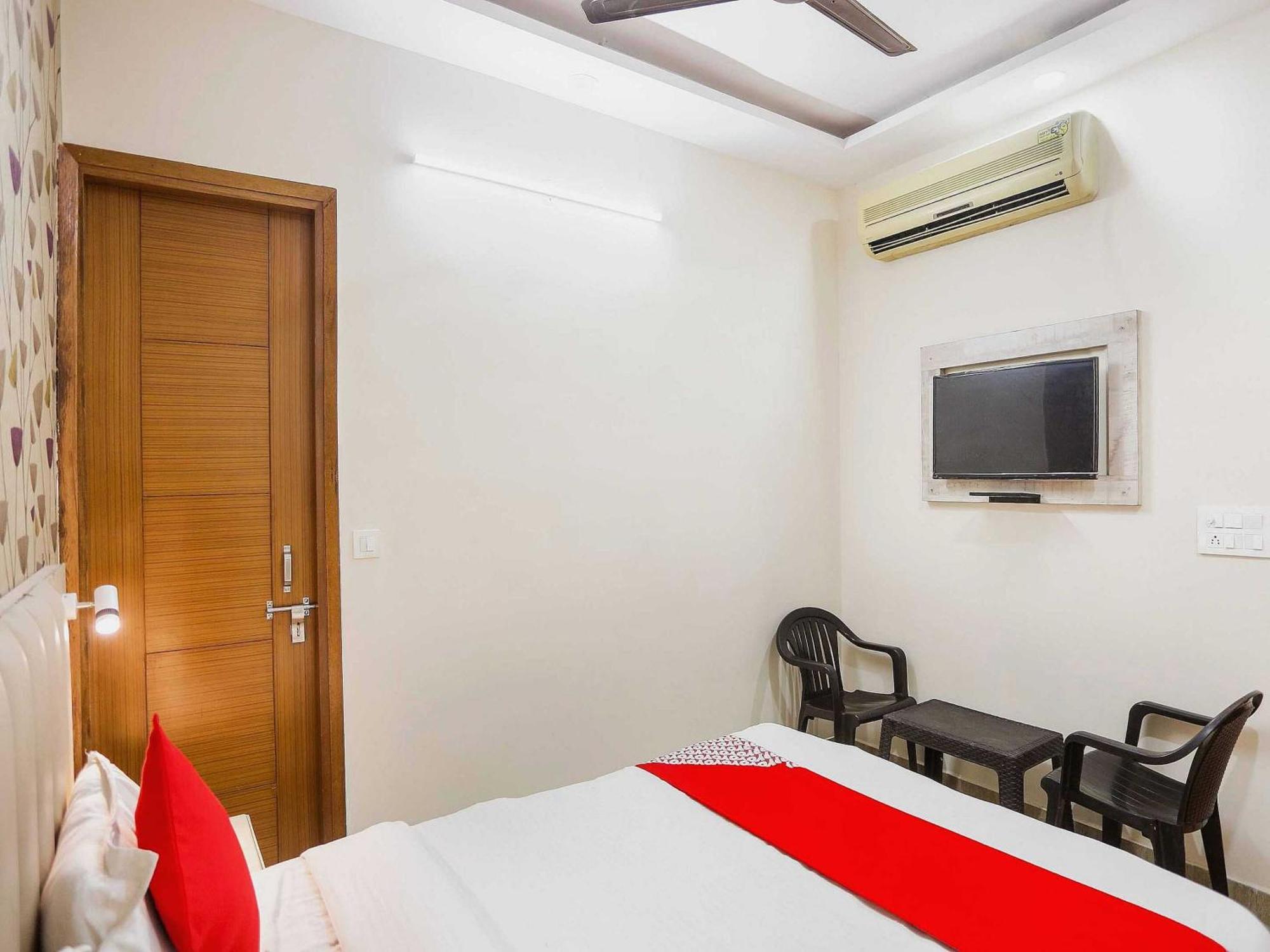Hotel O Hotel Paradise Indraprastha Exterior photo
