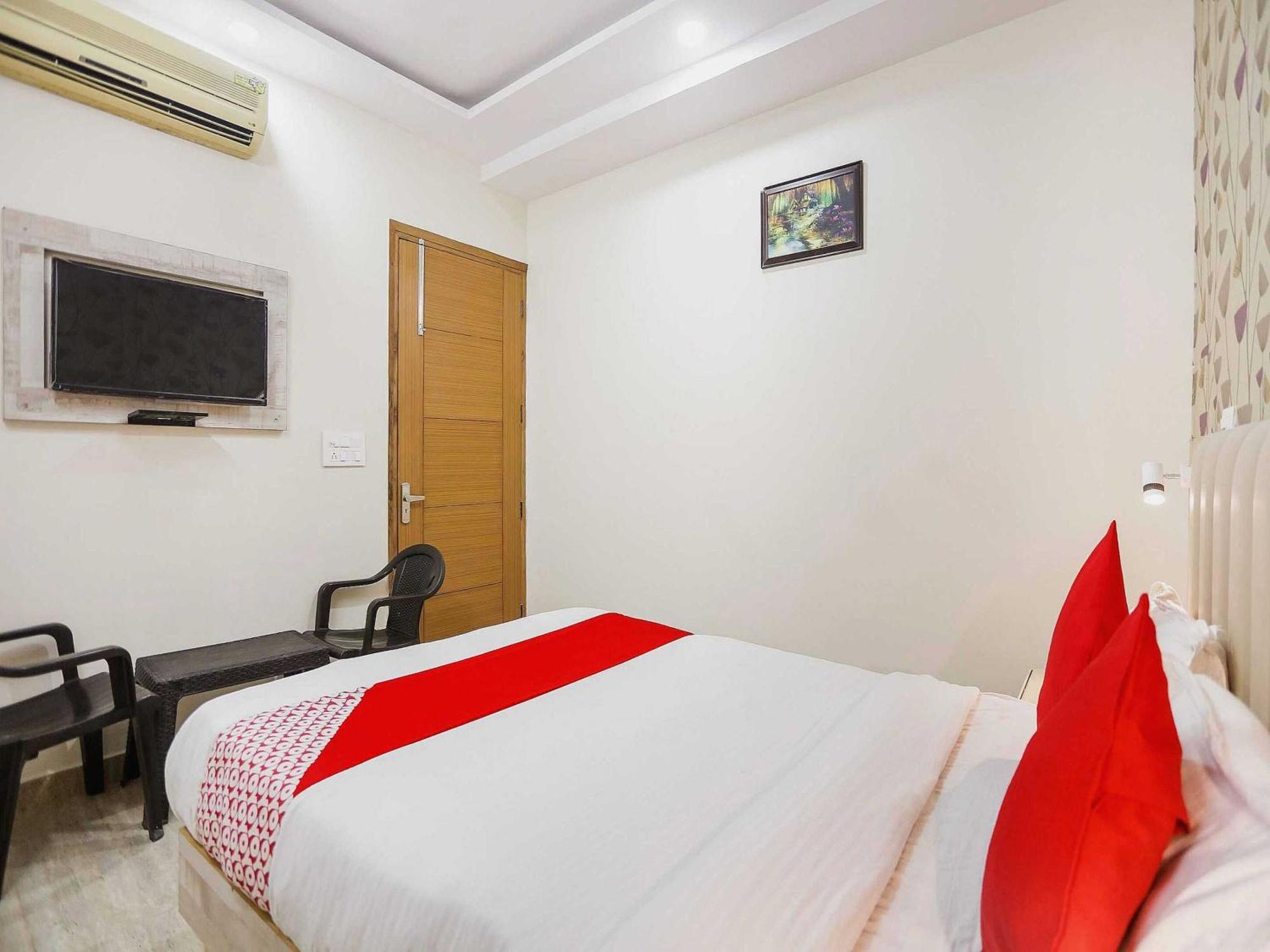 Hotel O Hotel Paradise Indraprastha Exterior photo