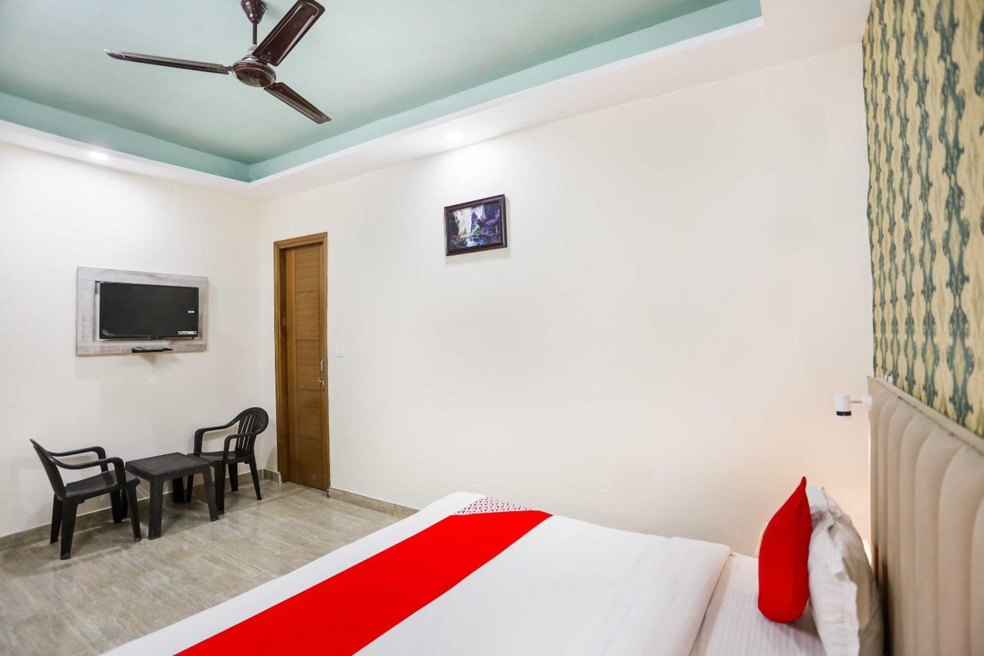 Hotel O Hotel Paradise Indraprastha Exterior photo